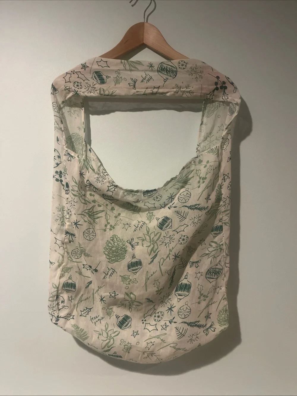 Free People Christmas Holiday Print Shoulder Bag Tote Lightweight Green White